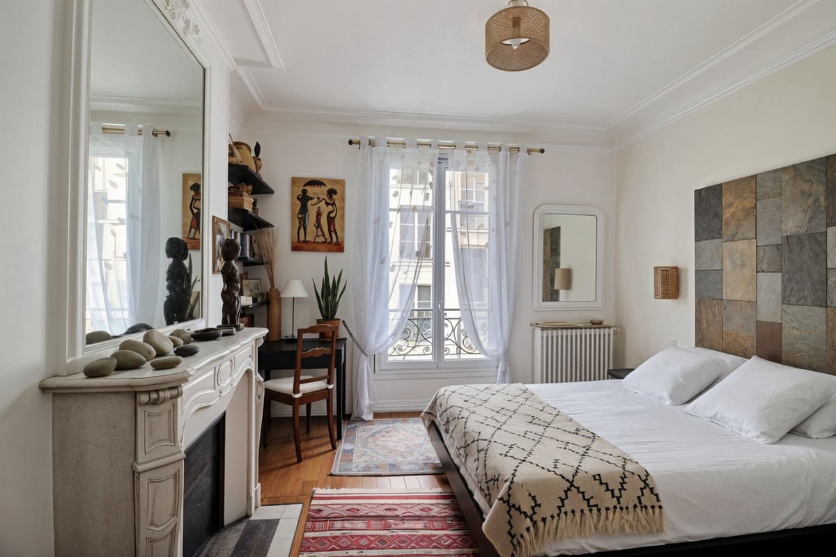 Rénovation chambre parisienne vers style Ethnic