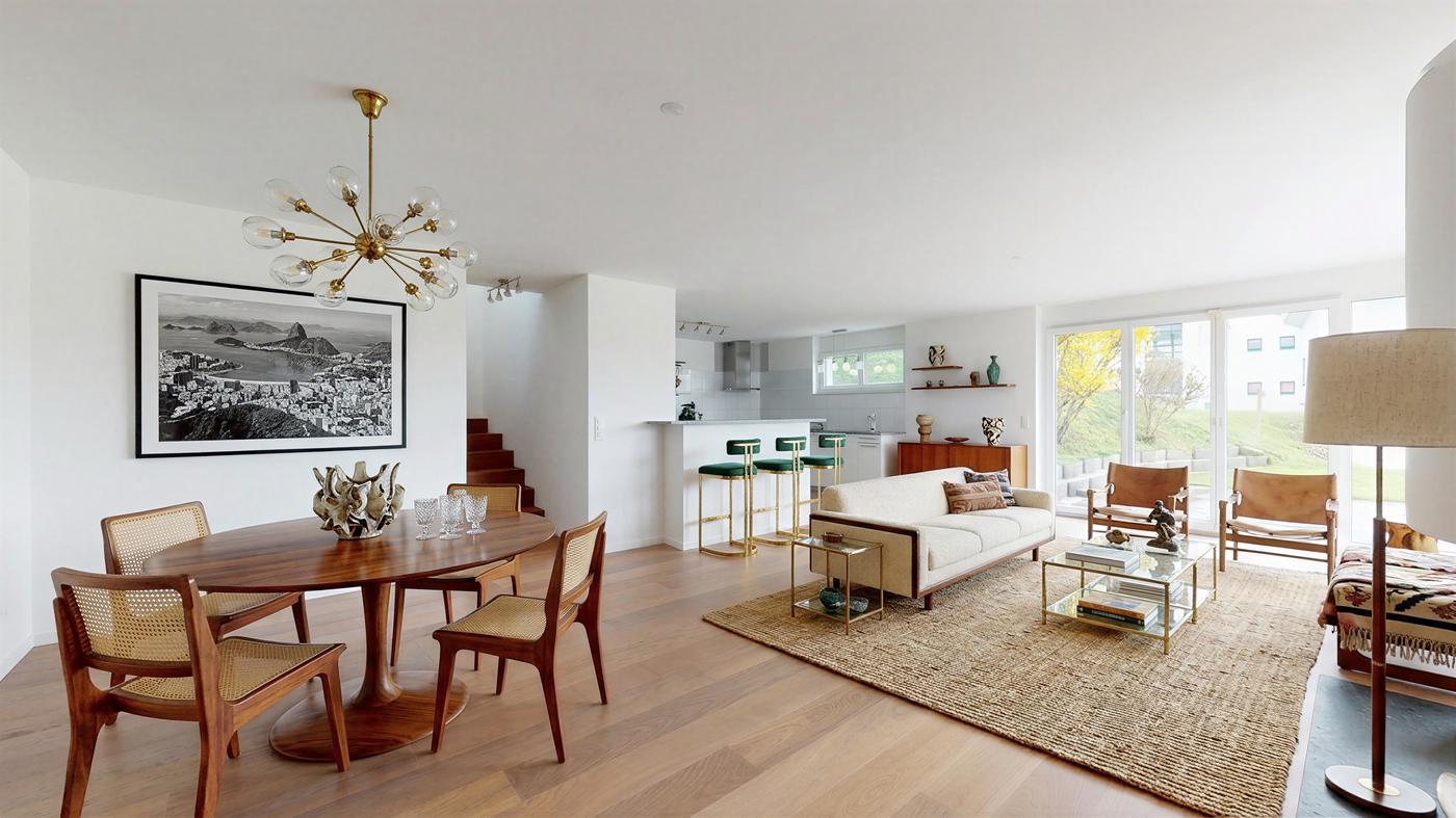 Manual virtual staging example
